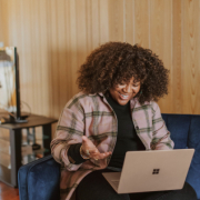 how to become a licensed therapist